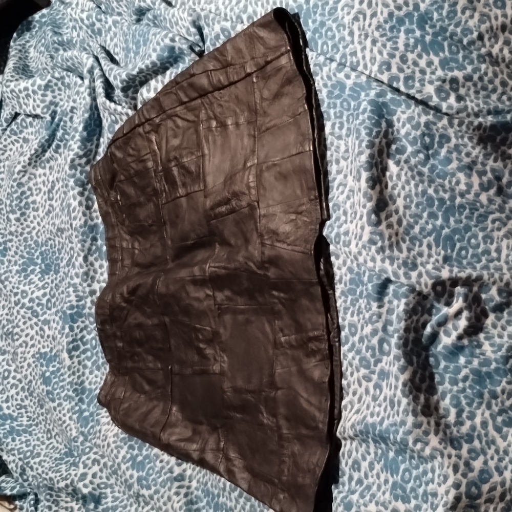 Leather skirt